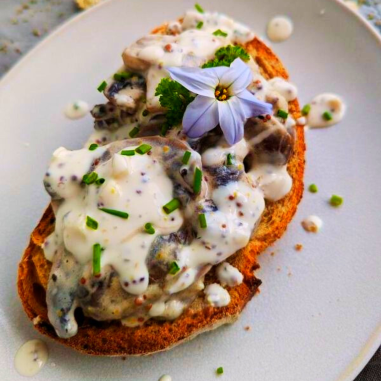 TARTINE aux CHAMPIGNONS à la STROGANOV